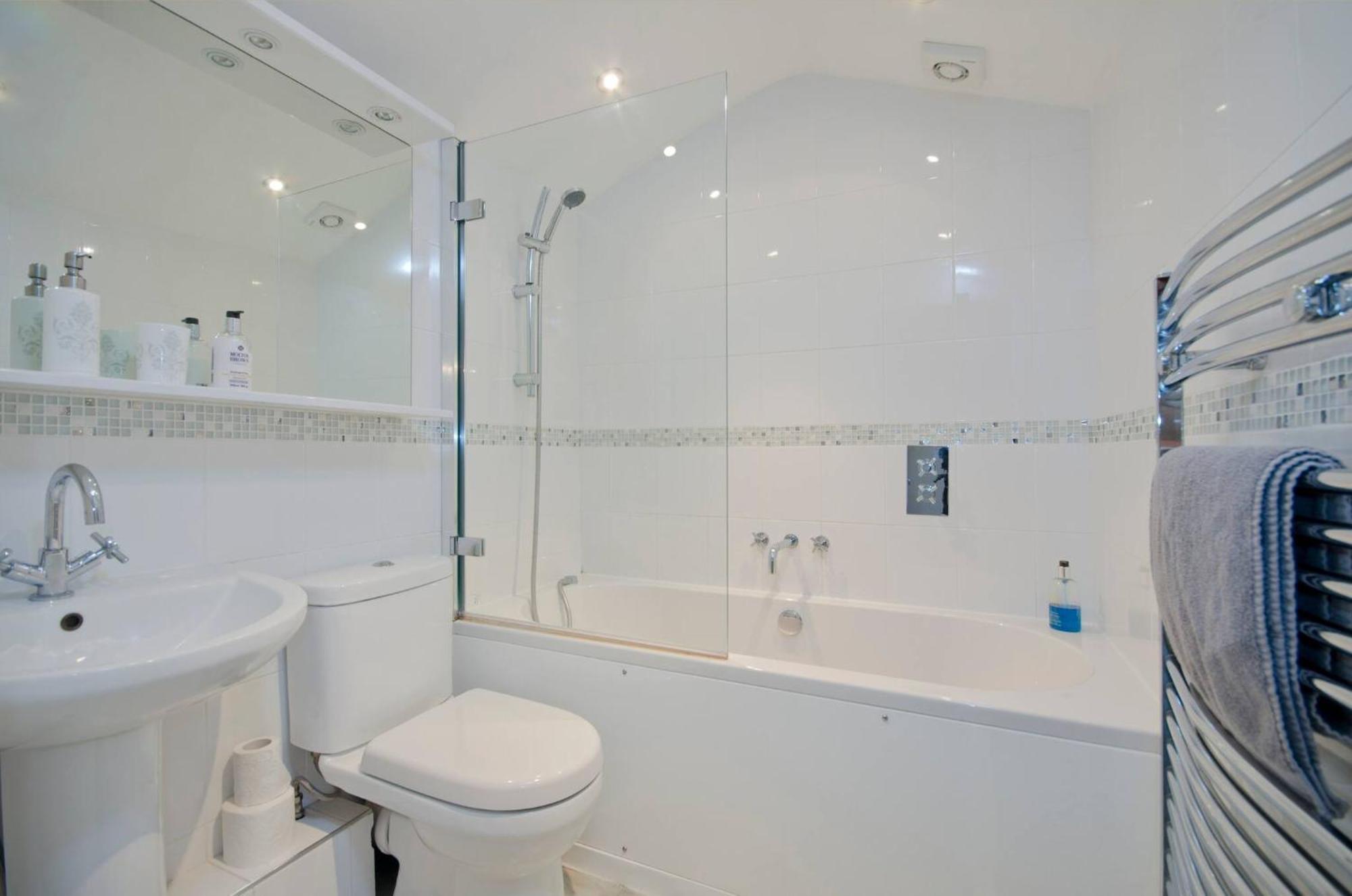 Seaview Regency Apartment With Private Parking Okręg wyborczy Hove Zewnętrze zdjęcie